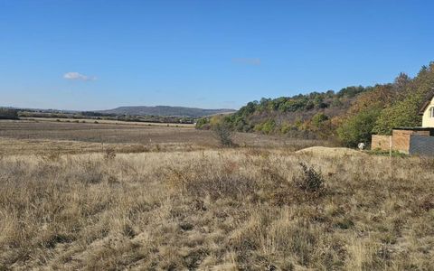Teren intravilan de vanzare, parcele de 500mp, Ineu, jud. Bihor
