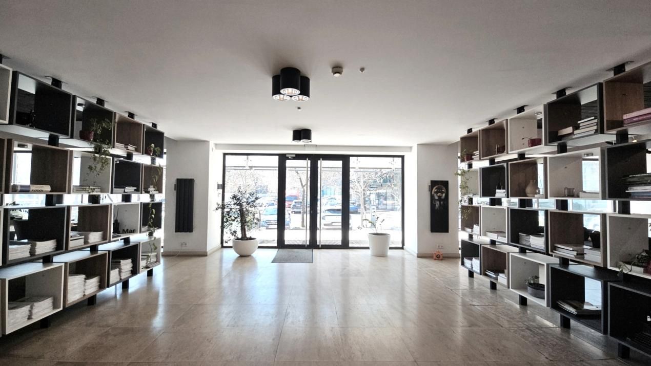 Comercial Premium | Showroom | Ultracentral | Corneliu Coposu – fotografia 17 din 25