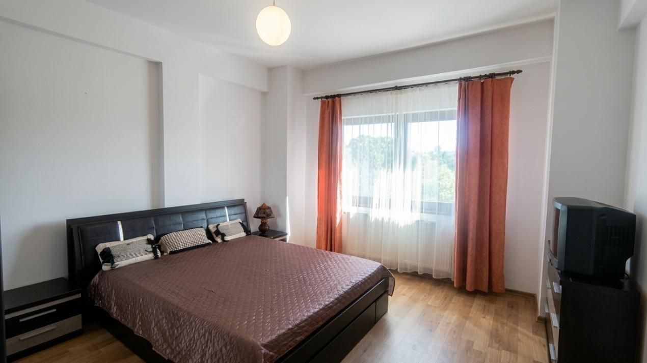 Apartament 3 camere cu terasă de 15 mp lângă Parcul Sub Arini, Sibiu – fotografia 4 din 10
