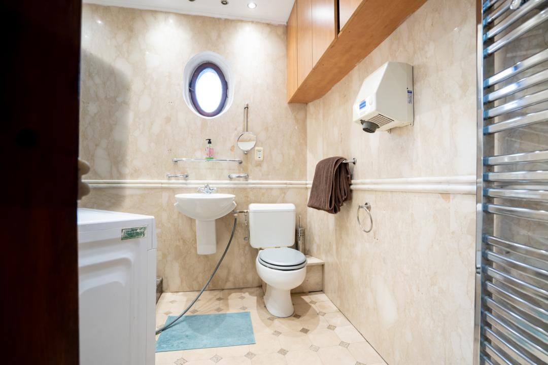 6-Room Apartment 🕰️ Cismigiu Garden 🕰️ Private Heating System 🕰️ Parking – fotografia 34 din 43