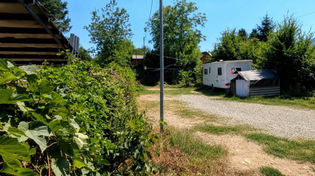 Teren intravilan Tocile, 1.093 mp / livadă, cabană, rulotă și o toamna frumoasă! – fotografia 23 din 37