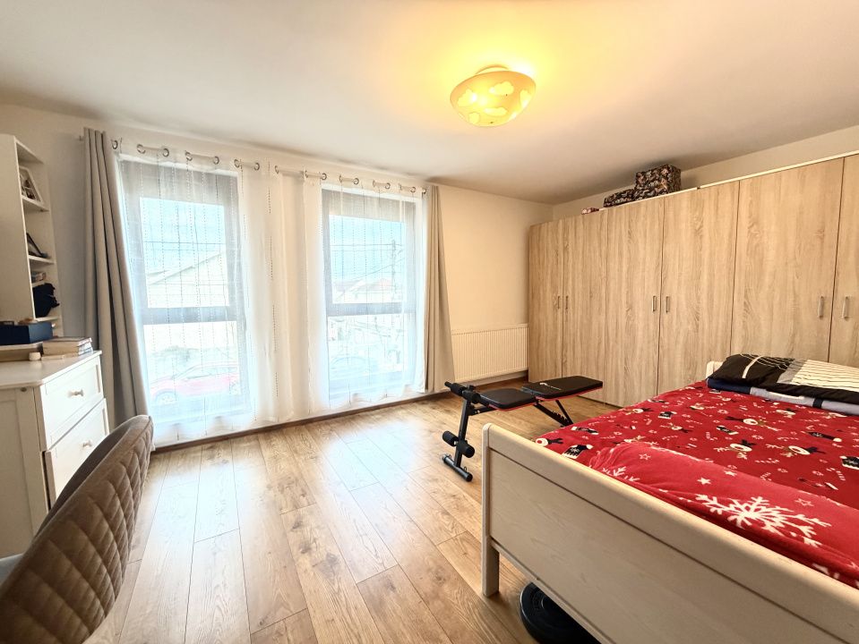 Triplex pe colt cu 3 camere, 94 mp utili, 250 mp teren - Dumbravita – fotografia 5 din 13