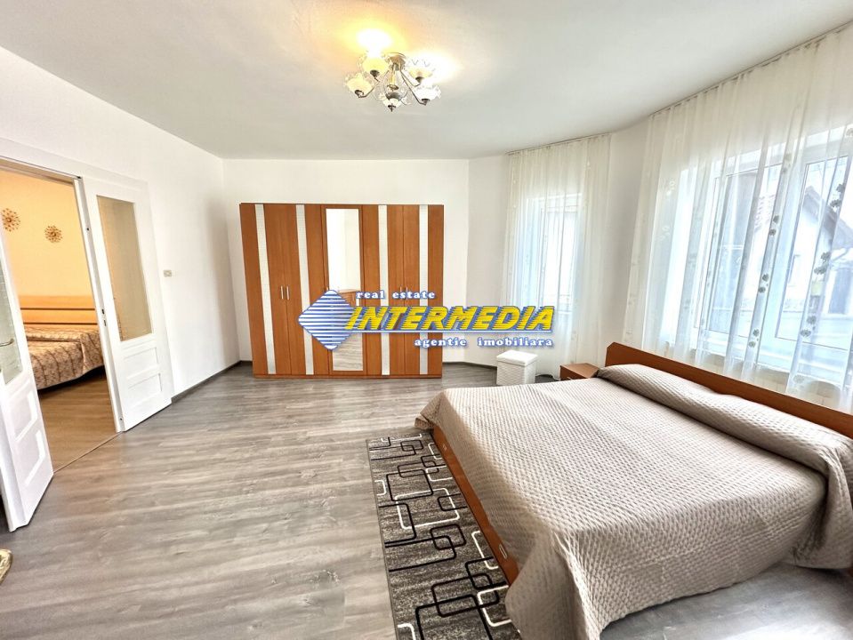 Casa 3 camere in Alba Iulia Zona CENTRU cu 900 mp teren utilitati si la asfalt – fotografia 6 din 16