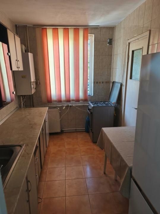 Apartament 3 camere Piata Rahova – fotografia 2 din 5