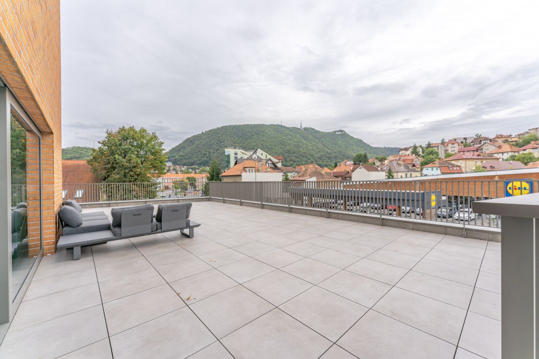 Apartament 4 camere cu terasă 104 mp și priveliște spre Tâmpa – fotografia 5 din 23