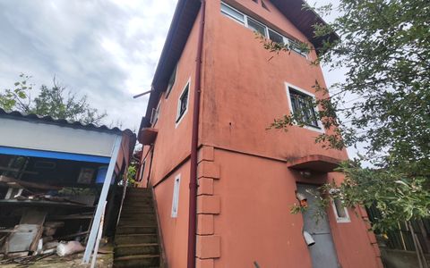Casa 3 camere, teren 1309 mp, Loc. Pielesti.