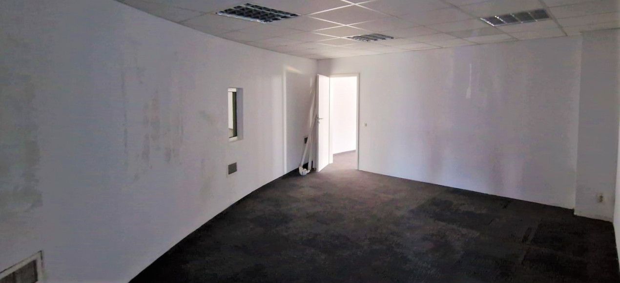 Spatiu de birouri cu panorama, Sigma Center – fotografia 10 din 13