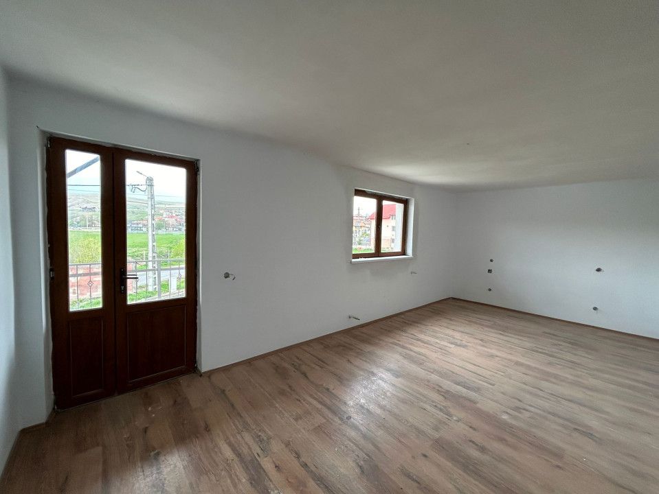Casa tip duplex, 263 Mp utili, Copaceni – fotografia 4 din 15