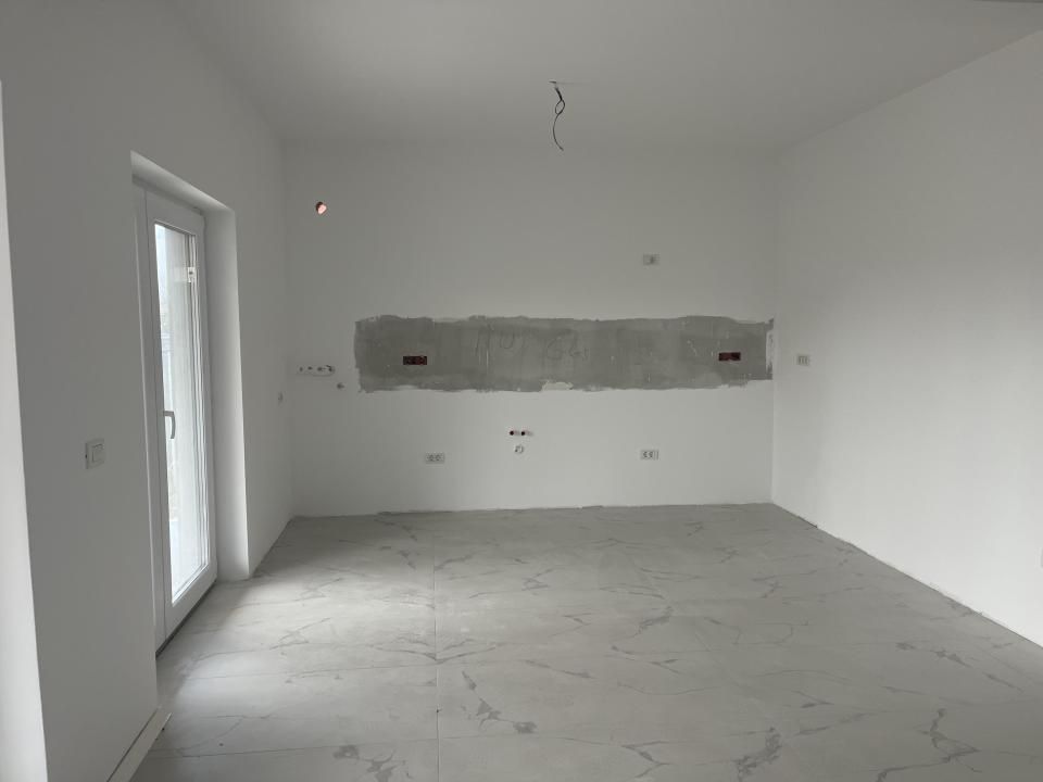 Duplex pe parter cu 3 camere - Mosnita Veche – fotografia 10 din 13