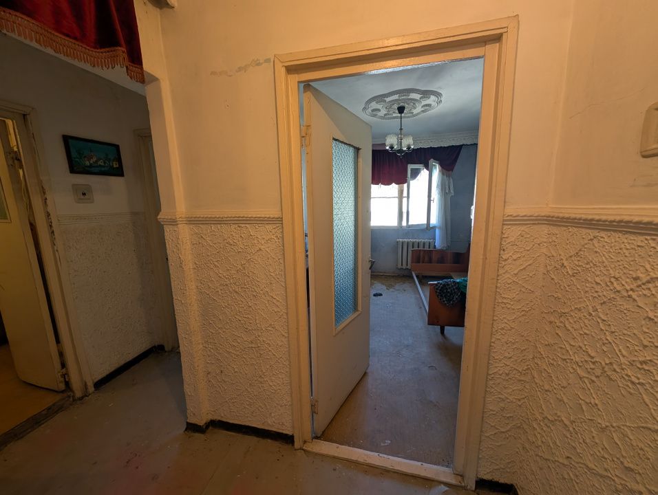 Decomandat, 3 camere - spatios – fotografia 5 din 7