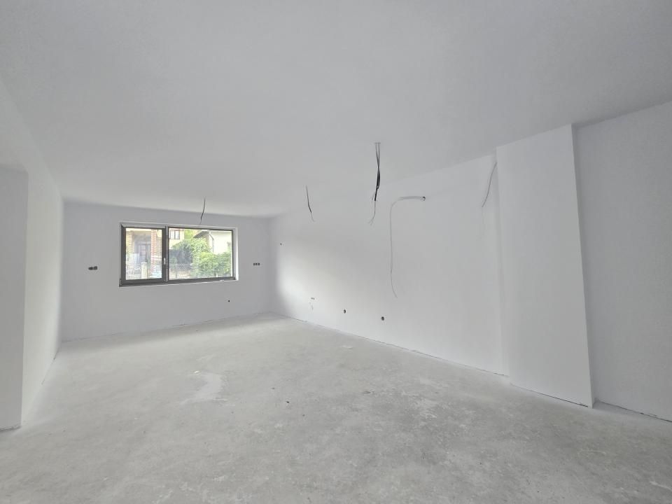 Casa individuală spațioasă cu garaj, D+P+E, 210mp utili, Dâmbul Rotund – fotografia 8 din 19