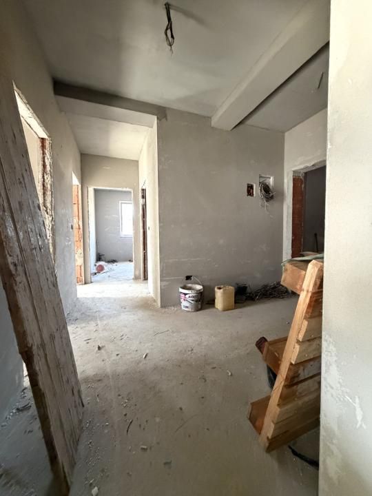 Apartament cu 3 camere, decomandat, 81mp utili, gradina 70mp-Giroc – fotografia 8 din 8