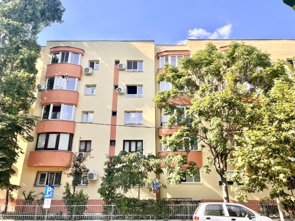 3 Camere | Matei Basarab | BL. 1996 | 81 MP | Central I Gata de Locuit – fotografia 18 din 19