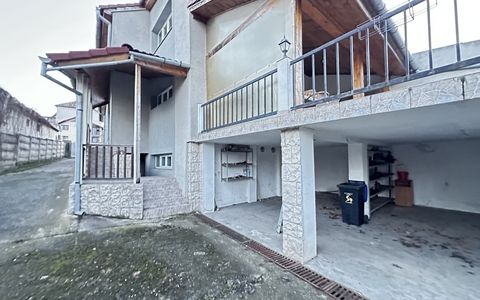 Vanzare Casa 7 Camere Renovata P+M cu 750 mp Teren acces 2 strazi topAlba CENTRU