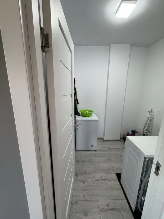 Apartament 3 camere, 70 mp, Teilor-Floresti – fotografia 6 din 8