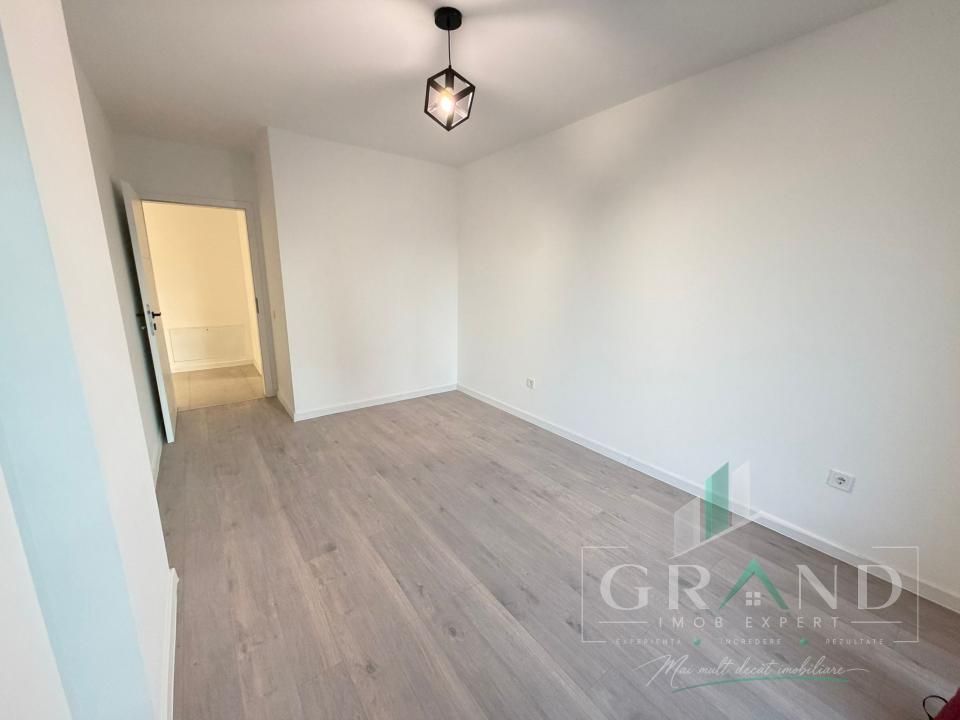 Apartament 3 camere de vanzare , Eroilor, Floresti. – fotografia 1 din 7