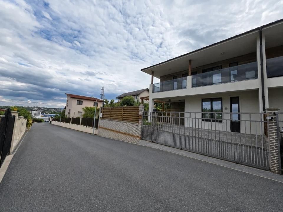 Duplex premium, mobilat, cartier privat, Baciu – fotografia 2 din 10
