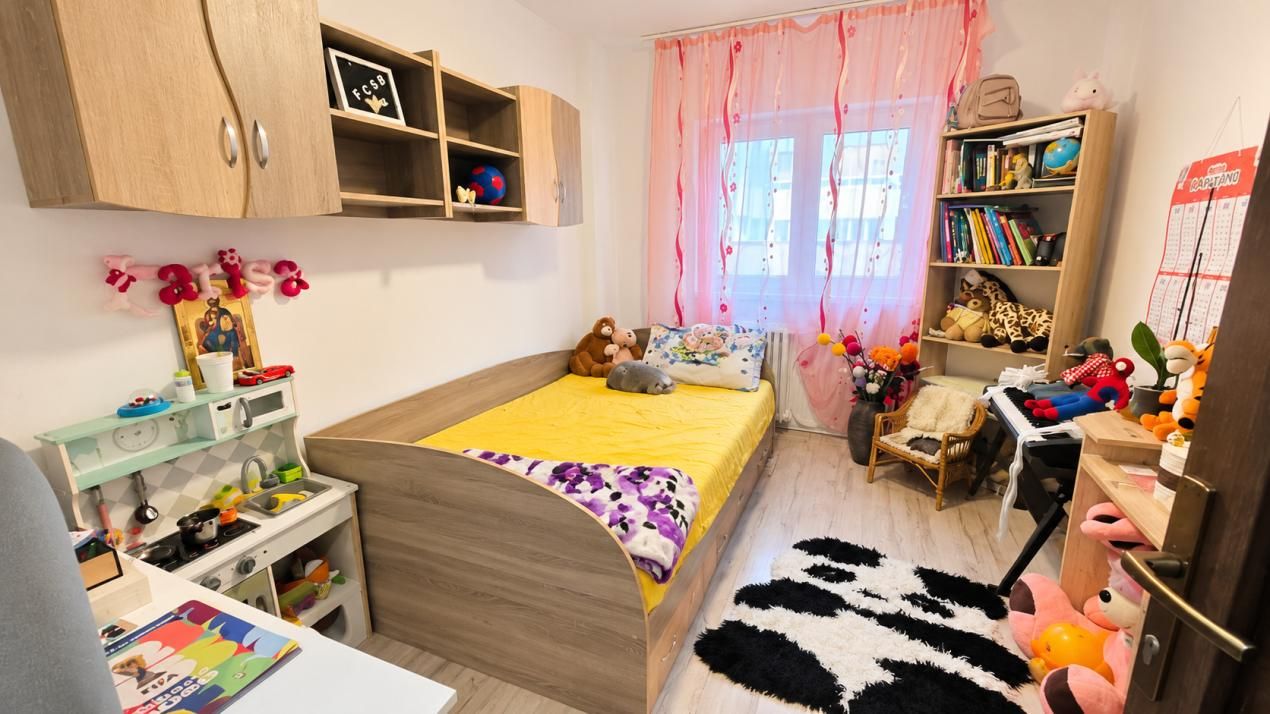 Apartanent cu 4 camere,decomandat,80 mp utili,Ampoi 2 – fotografia 6 din 9