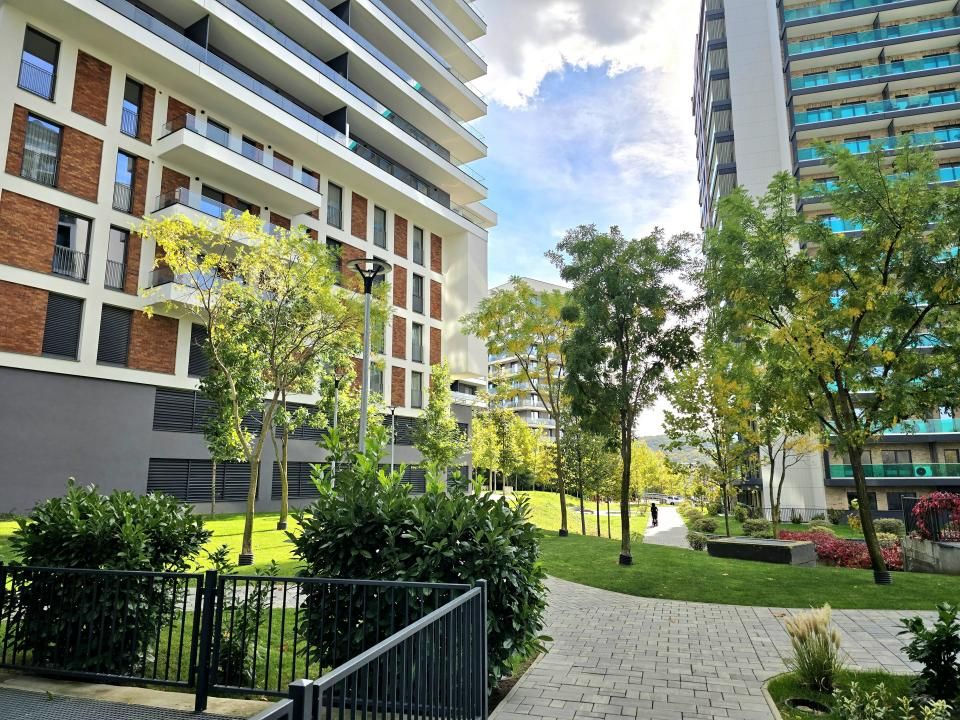 Apartament cu 2 camere de inchiriat pe str Frunzisului – fotografia 1 din 16
