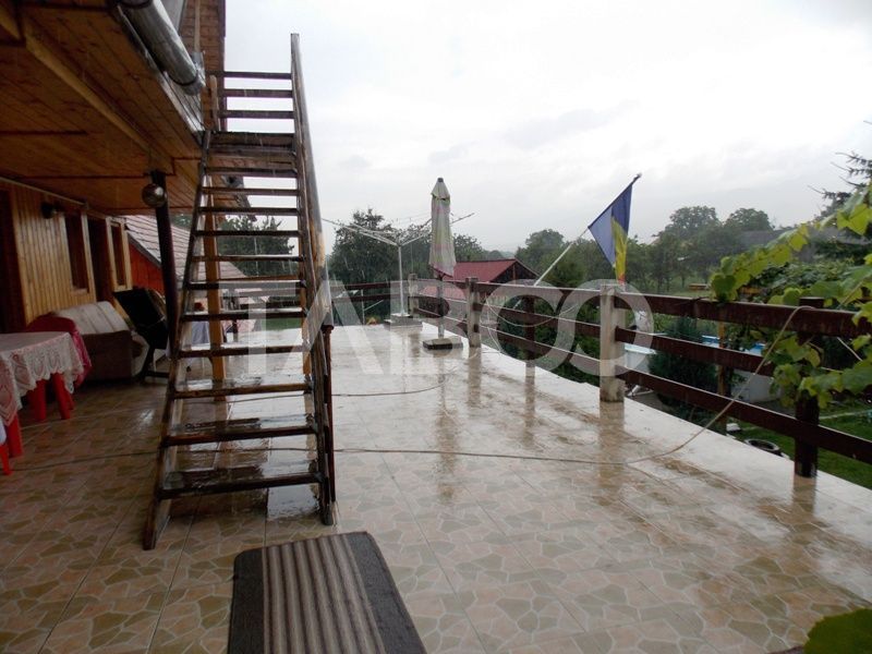 Pensiune de vanzare 13 camere si teren 3000 mp la cheie Comision 0% – fotografia 25 din 53
