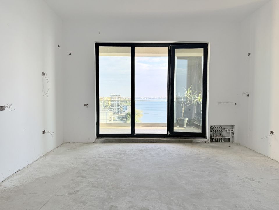 Apartament de vanzare cu 2 camere Mamaia–vedere la Lacul Siutghiol – fotografia 14 din 18