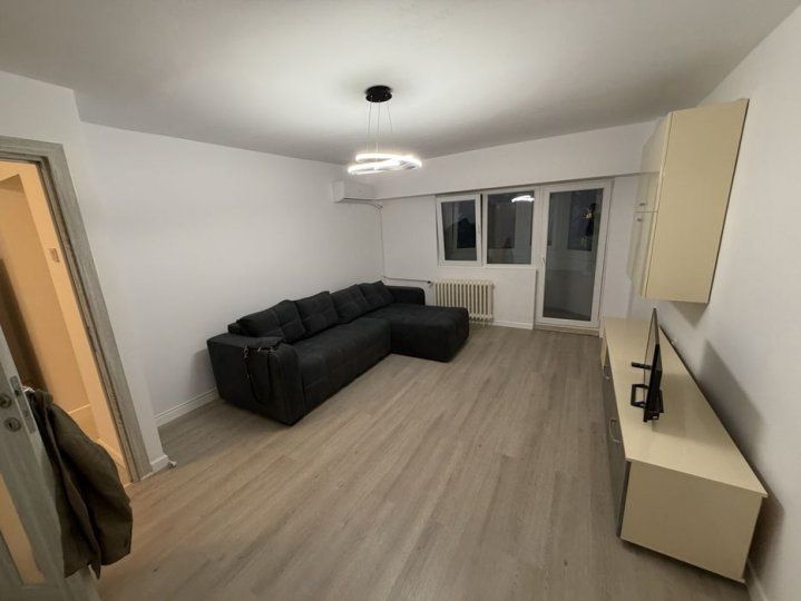 Garsoniera de inchiriat | Unirii | Metrou | Mobilat – fotografia 1 din 8