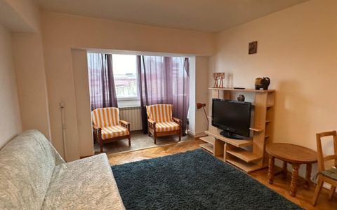 Apartament 3 camere de inchiriat, in zona Centrala -  vedere catre Blvd Mircea