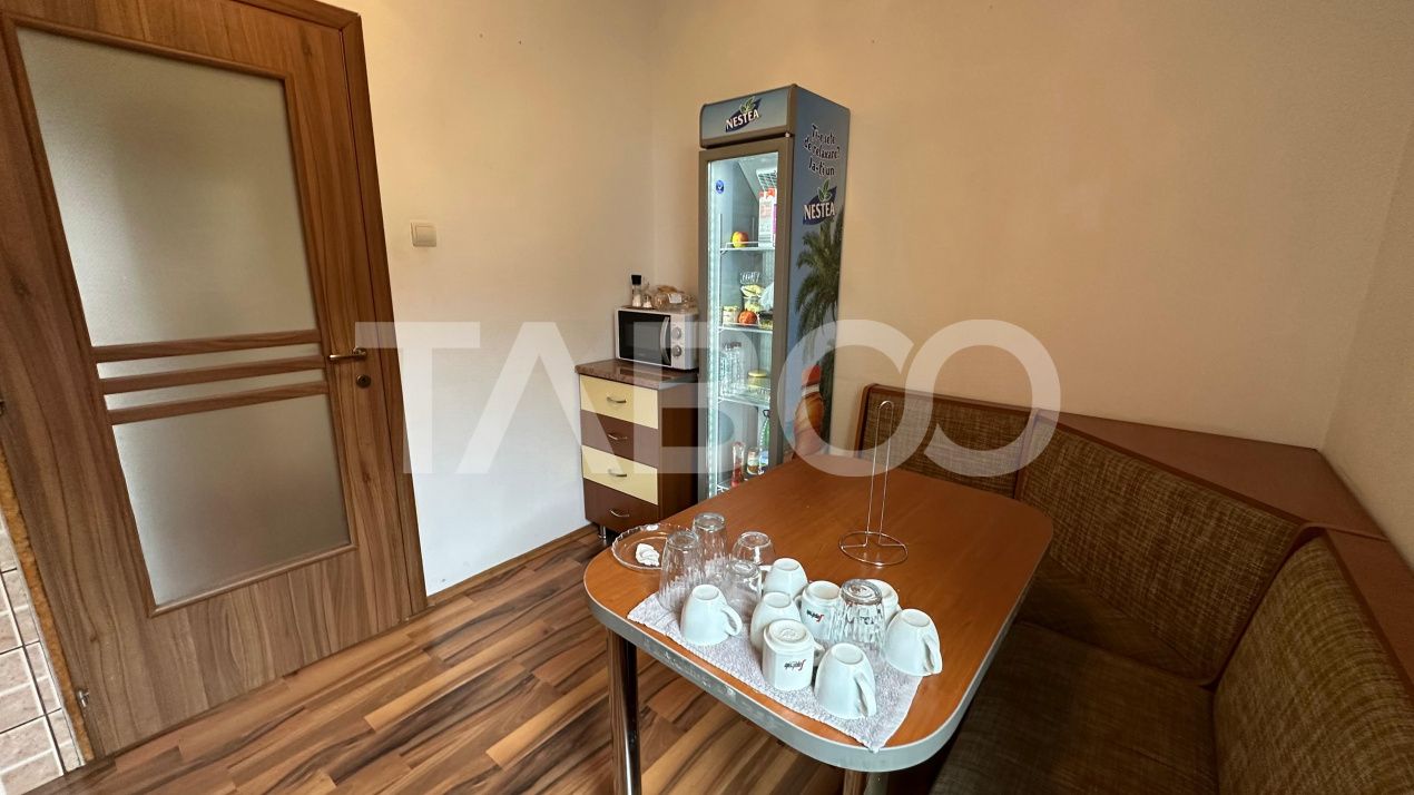 Casa individuala 8 camere curte libera 300mp zona Calea Poplacii Sibiu – fotografia 15 din 31