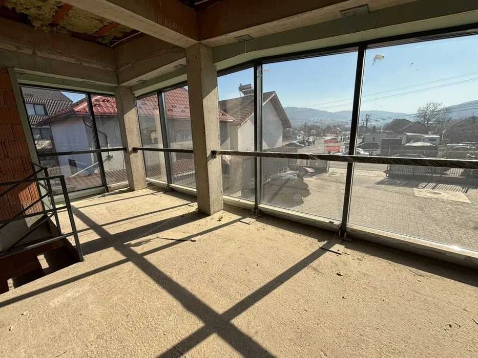 Spațiu comercial / birouri | 162mp | 5 parcări | zona Oncos / Muzeul Apei – fotografia 4 din 6