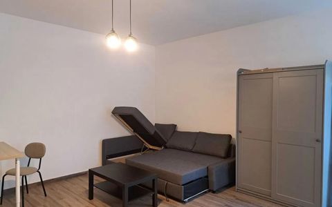Garsoniera de inchiriat | Decebal | Metrou | Centrala | Curte Proprie
