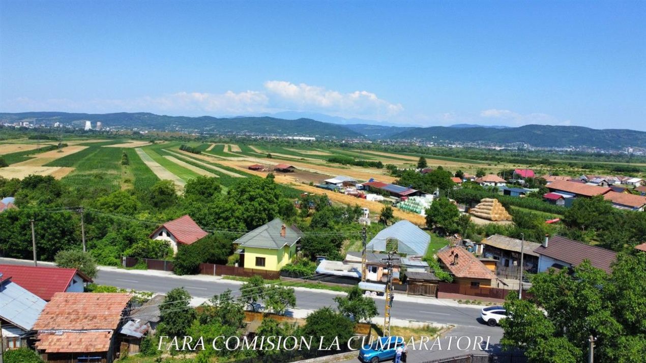 BUDESTI - CASA LA 15 MINUTE DE ORAS TEREN 1233 MP – fotografia 1 din 19