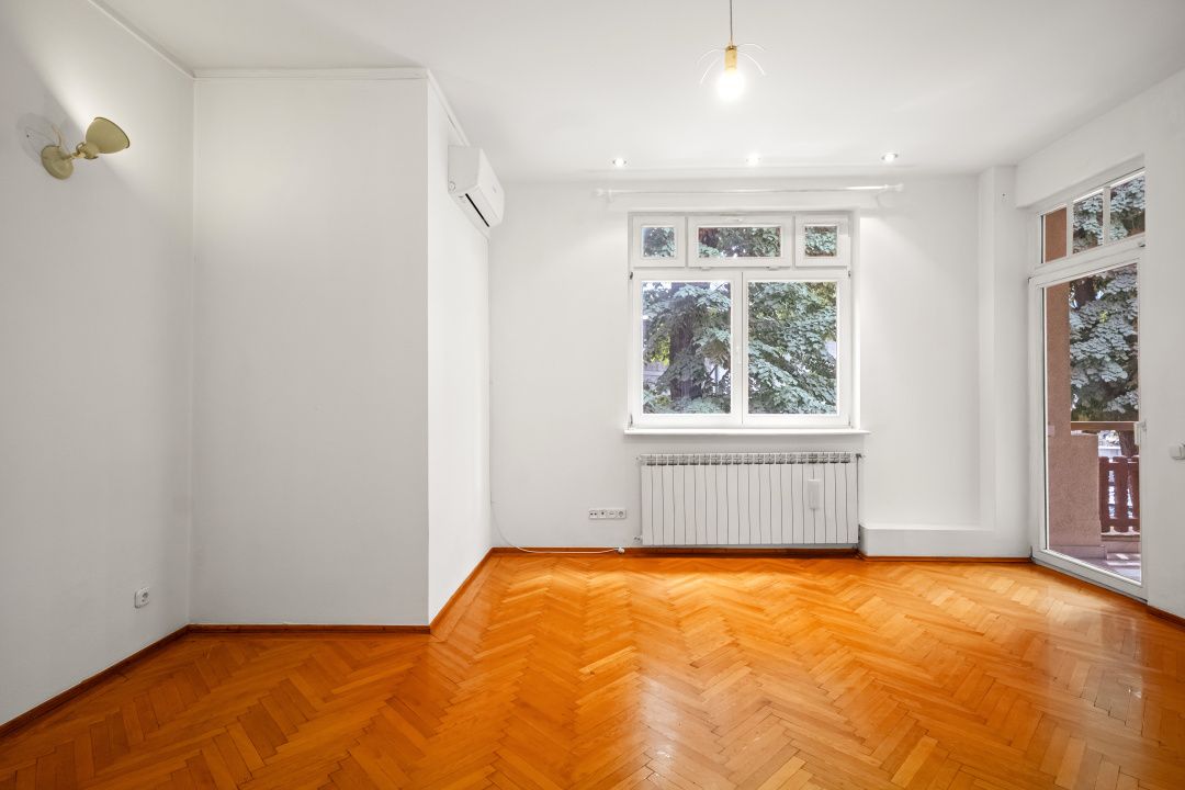 VANZARE VILA 8 CAMERE - AVIATORILOR- PARC KISELEFF-STR. ELIZA ZAMFIRESCU LEONIDA – fotografia 17 din 36