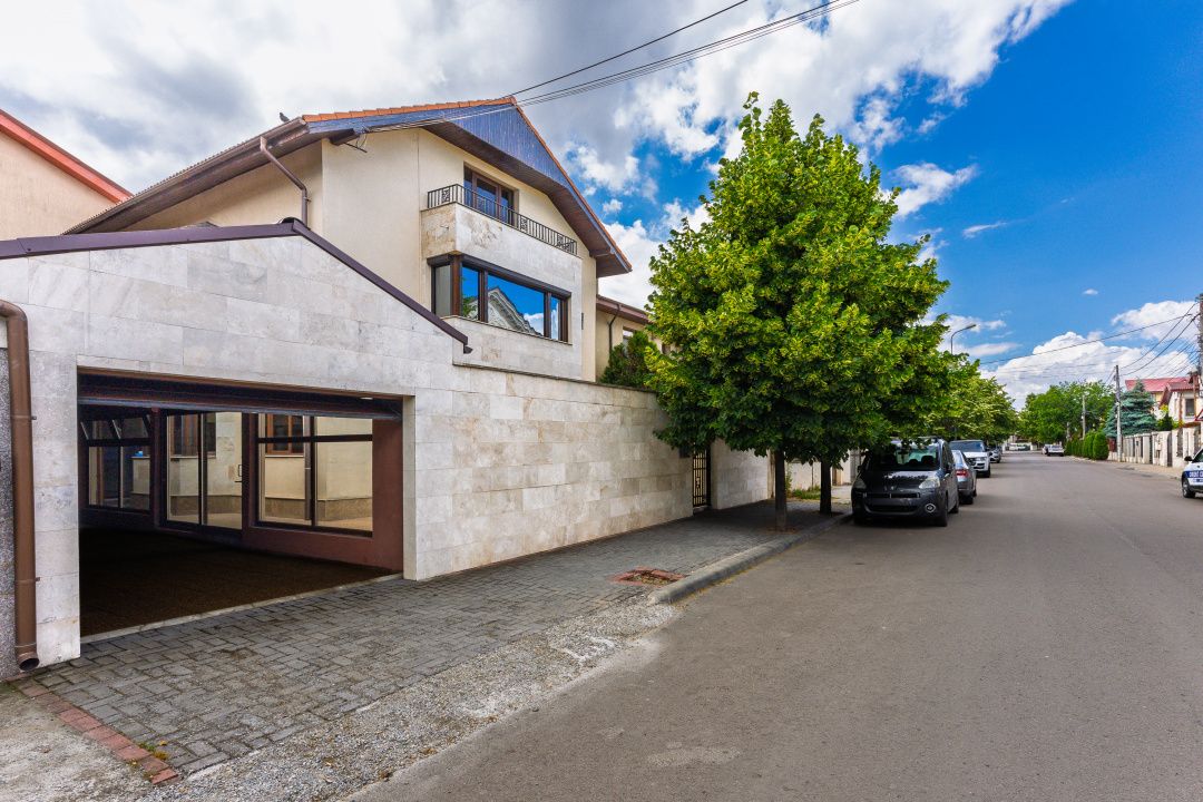 Vila spațioasă 5 camere, 5 băi, Garaj 2 mașini, Zona Primo – poziție excelentă – fotografia 26 din 31