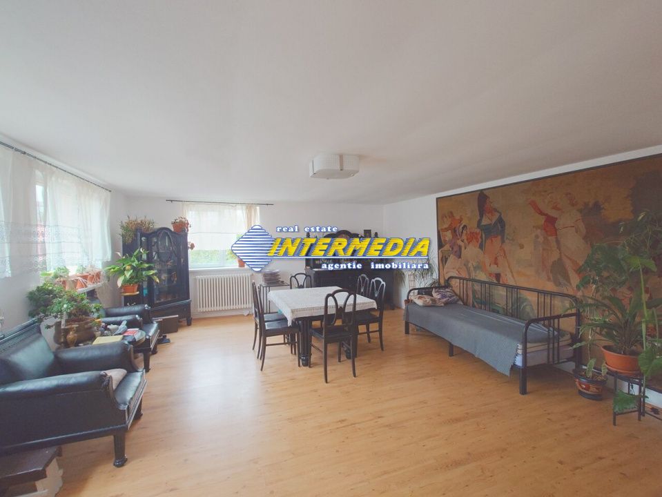 Casa 4 camere I Centru I 3 bai I Ideala pentru locuit sau inchiriat I – fotografia 13 din 33