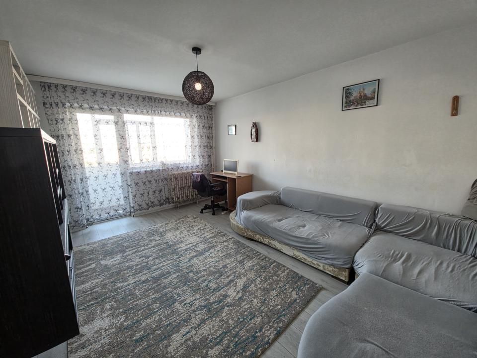 Tomis 3 apartament 3 camere decomandat Bd.Tomis – fotografia 2 din 10