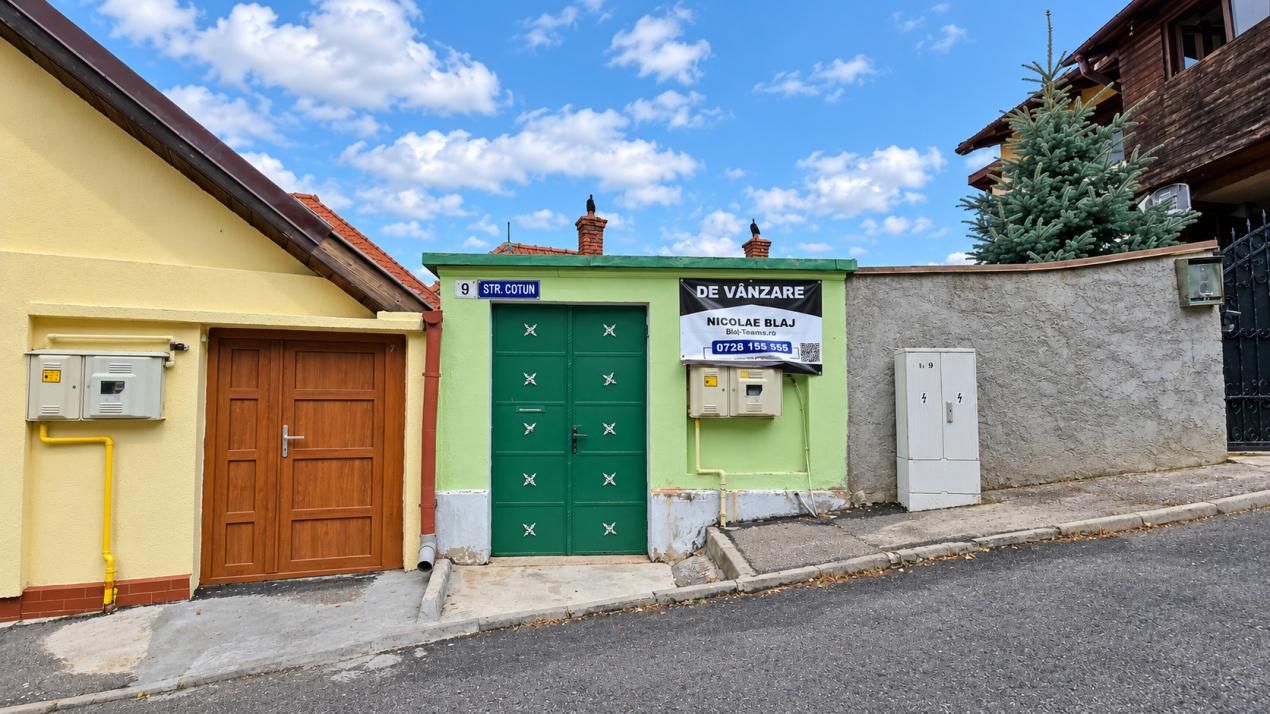 De vânzare casă în cartierul Șchei pe Strada Cotun, nr. 9 – fotografia 2 din 31