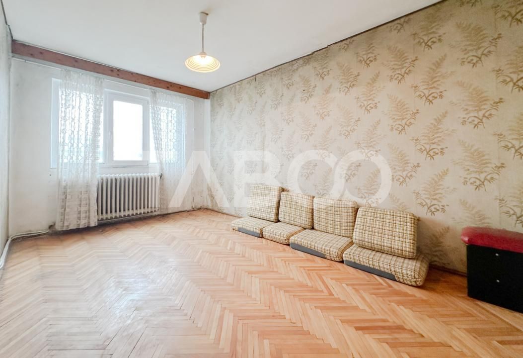 Apartament cu 4 camere de vanzare cu boxa in Manastur – fotografia 2 din 9