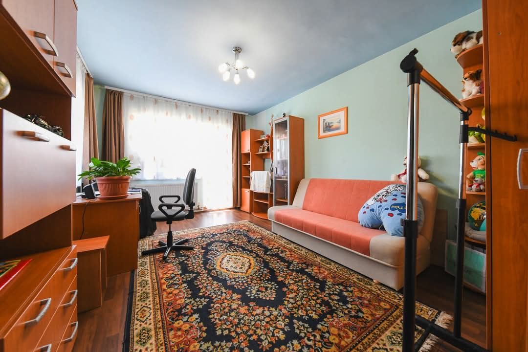 Casa unifamilială, 9 camere, 3 apartamente, 560mp teren – fotografia 8 din 13