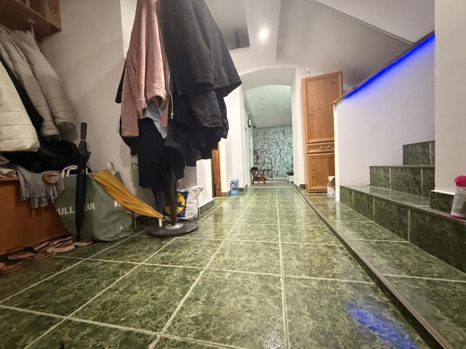 Casa individuala 171 mp utili, 411 mp teren, panouri solare -Zona Dambovita – fotografia 16 din 24