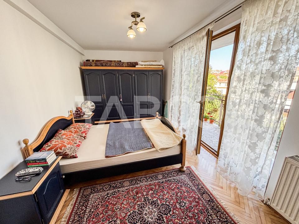 Apartament de vanzare in zona centrala Piata Cipariu cu 3 camere – fotografia 2 din 7