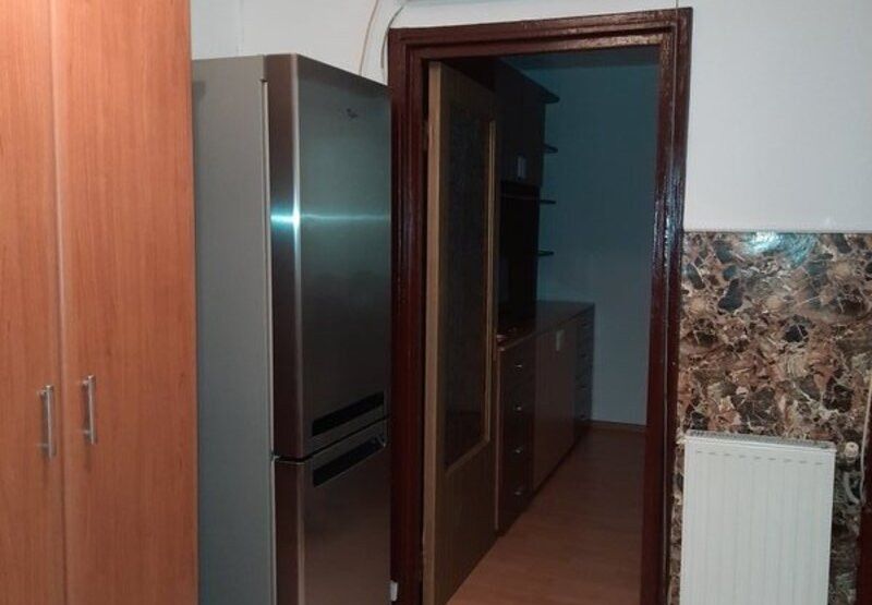 Garsoniera de vanzare | Titan | Metrou | Reabilitat – fotografia 1 din 8