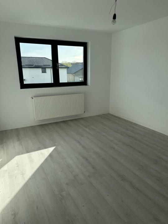 Ready to move | Dascalu - Vila 5 camere | TEREN 400 MP – fotografia 12 din 33