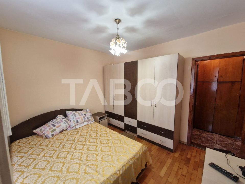 Apartament decomandat 2 camere mobilat si utilat Turnisor – fotografia 3 din 10
