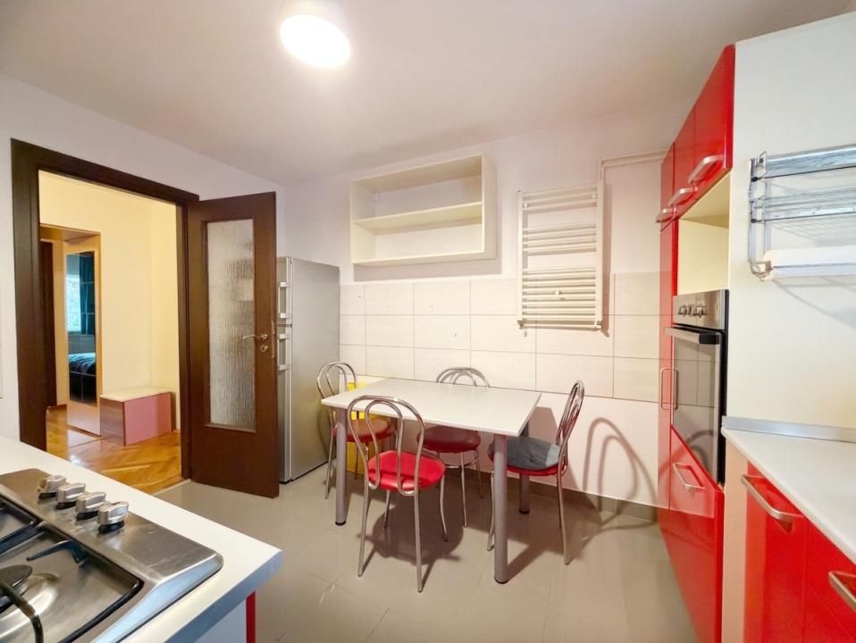 Apartament 4 camere, decomandat, etaj 3, zona Steaua – fotografia 2 din 17