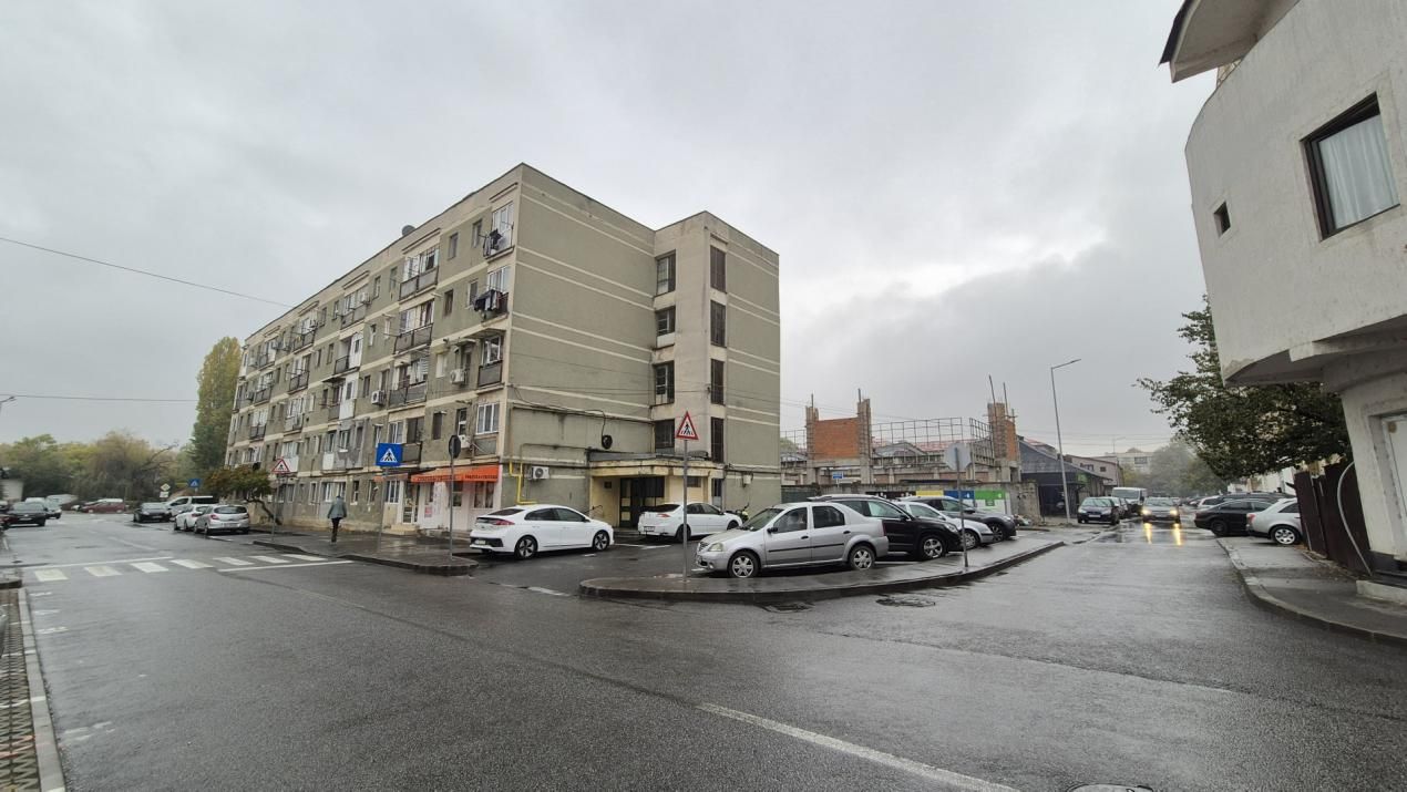 Vânzare garsonieră mobilată și utilată, parter, Aleea Plopilor, zona 9 Mai – fotografia 10 din 10