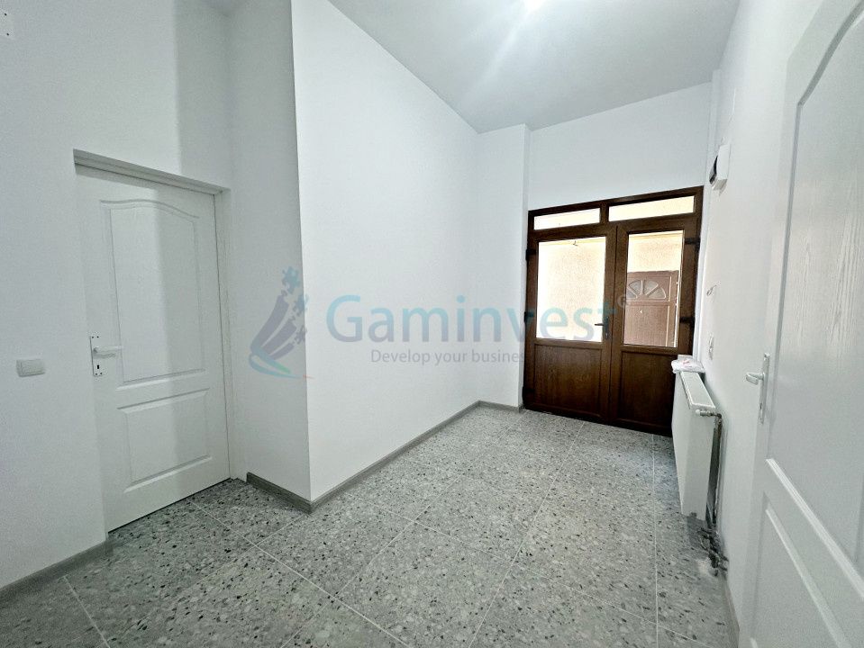 Spatiu comercial de inchiriat, ultracentral, Oradea, Bihor – fotografia 3 din 5