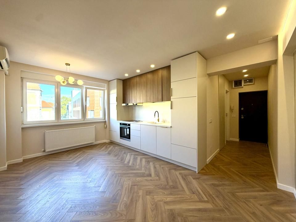 Apartament ultracentral, premium, 52 mp utili - Centru Timisoara – fotografia 3 din 10