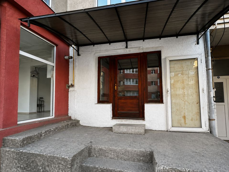 Spatiu Comercial 22 mp. CETATE Piata contorizari separate – fotografia 2 din 5