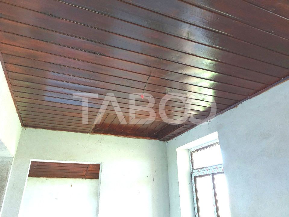 Casa de vanzare cu teren 2000 mp 5 camere  Sura Mare Hamba Sibiu – fotografia 10 din 37