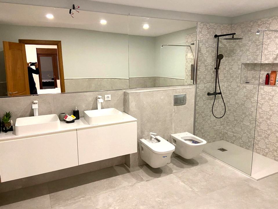 Casa de Lux cu 5 camere pe colina 1000 mp – CETATE SKIT Panorama spectaculoasă – fotografia 4 din 26